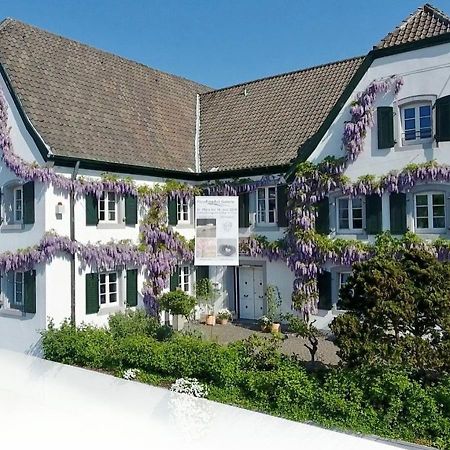 Rhein River Guesthouse - Direkt Am Rhein Leverkusen Exterior foto